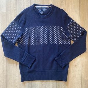 Men’s Tommy Hilfiger Wool Blend sweater, size L, fits like a M.